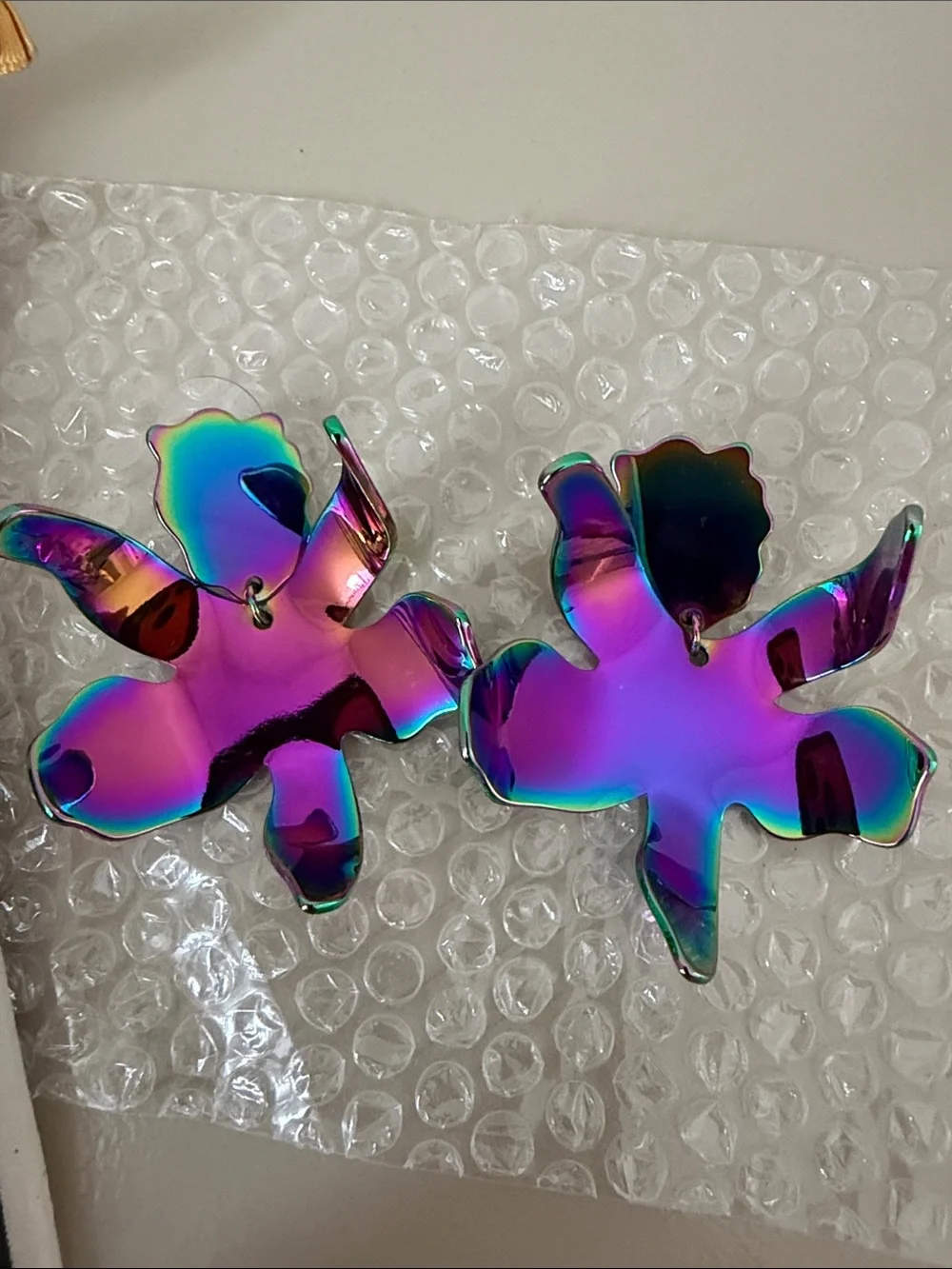 Lele Sadoughi iridescent floral